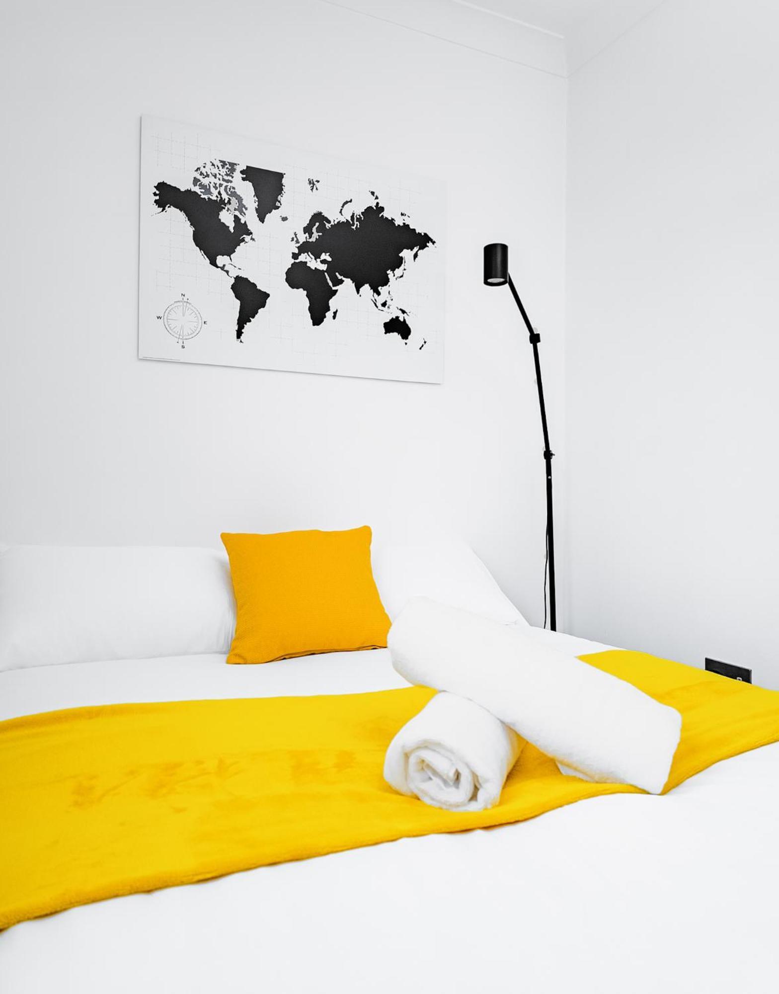 Charming London Home, Opp Arnos Grove Underground Station, Parking New Southgate Dış mekan fotoğraf